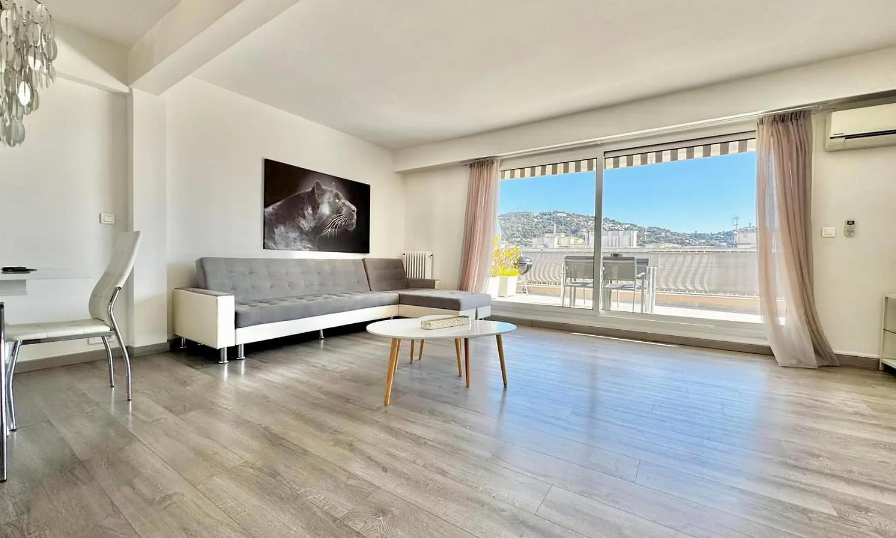 Bel Appartement 84M2 Avec Terrasse Et Parking Cannes Apartment